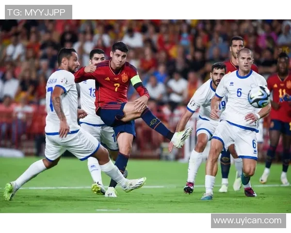 西班牙足球队在欧锦赛中的逆袭之路与辉煌时刻回顾